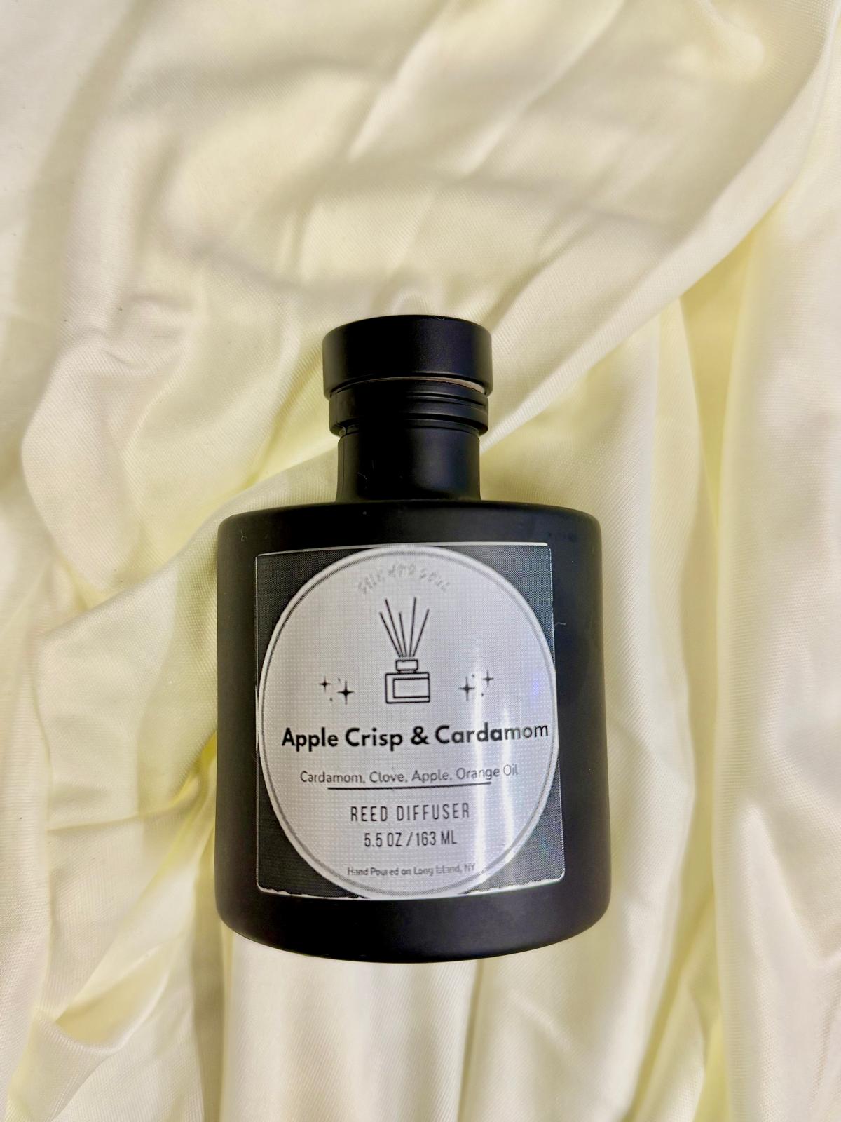 Apple Crisp & Cardamom Reed Diffuser